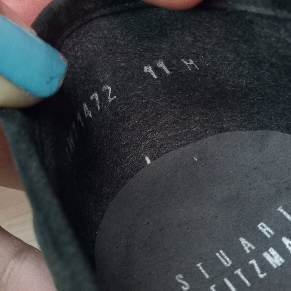 STUART WEITZMAN size 11 - Picture 7 of 10